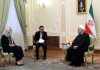Ophef over Nederlandse minister met hoofddoek in Iran
